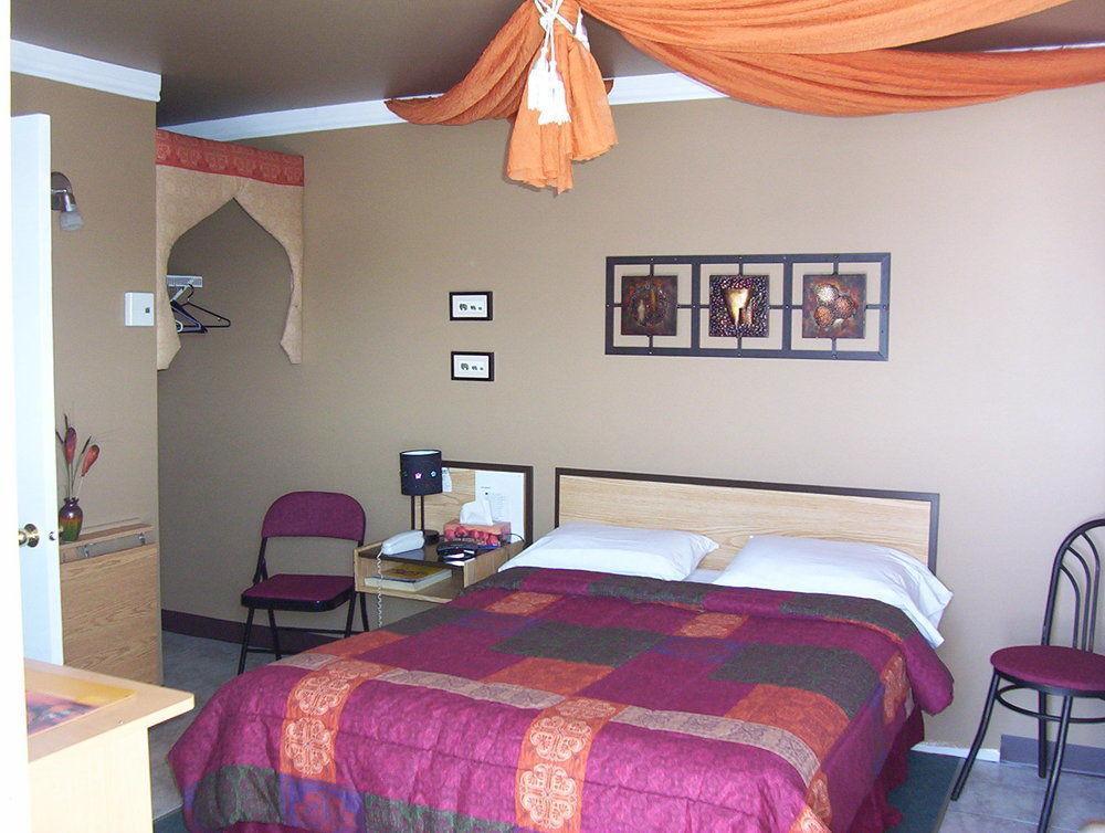 Motel Montgolfiere Jp Saint-Jean-sur-Richelieu ภายนอก รูปภาพ